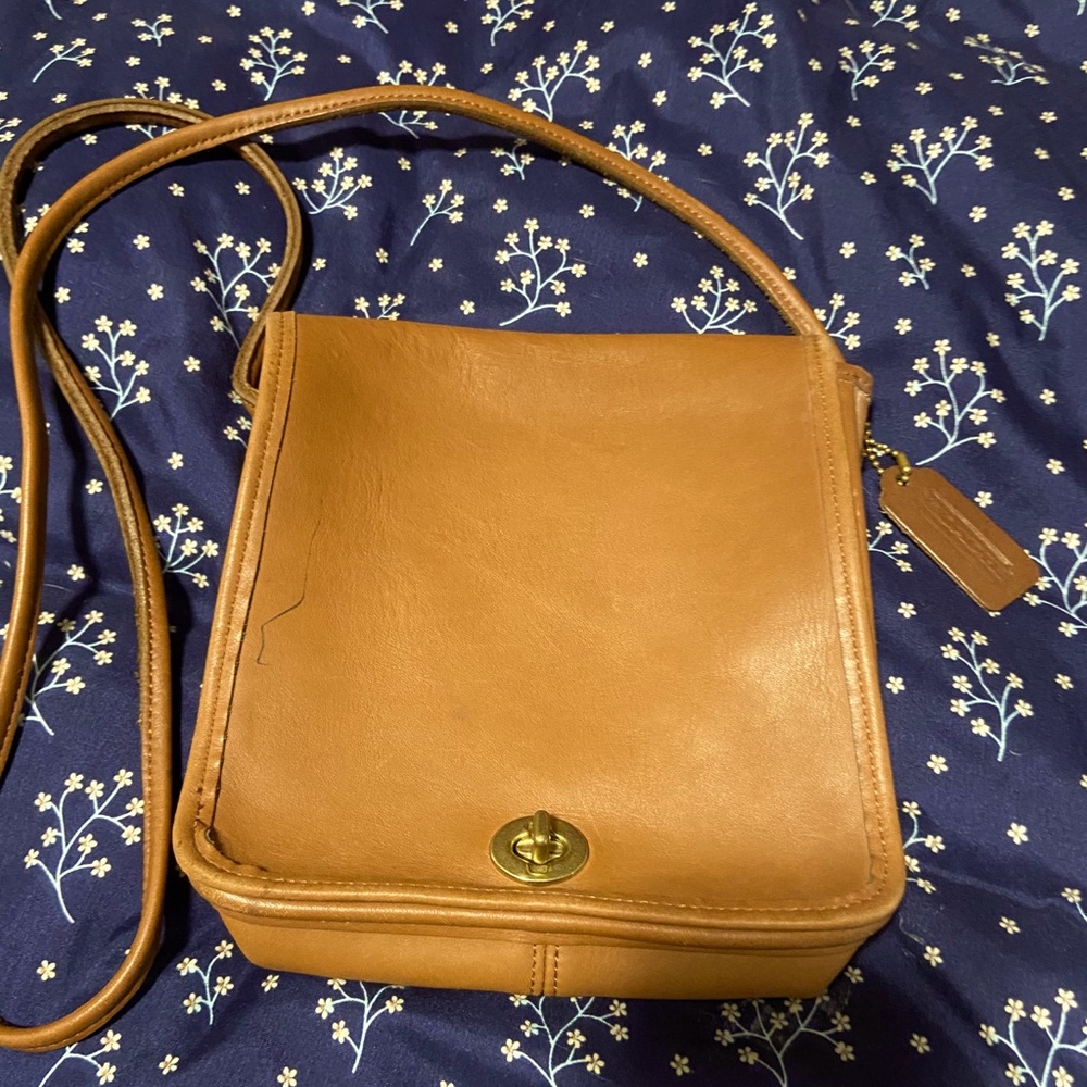 Vintage Coach crossbody